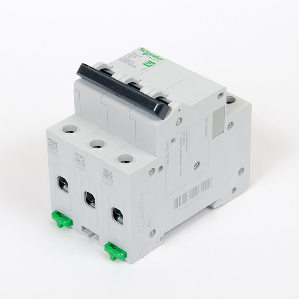 EZ9F34306 | Easy9, 3p, 6А, кривая C, 4,5кА — Автоматический выключатель, Schneider Electric
