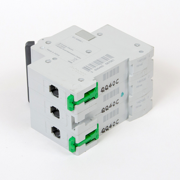 EZ9F34340 | Easy9, 3p, 40А, кривая C, 4,5кА — Автоматический выключатель, Schneider Electric