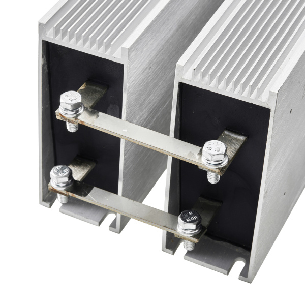 SV-RXLG-2000W30RJ*2 | Тормозной резистор 4 кВт, 15 Ом, IP54, Sinvel