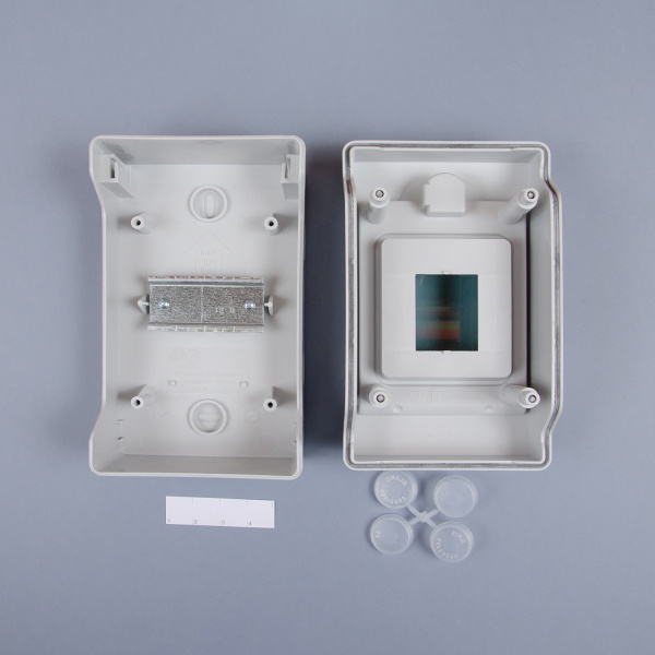13976 | Щит навесной Mini Kaedra IP65, 4 модуля, 1 ряд, Schneider Electric