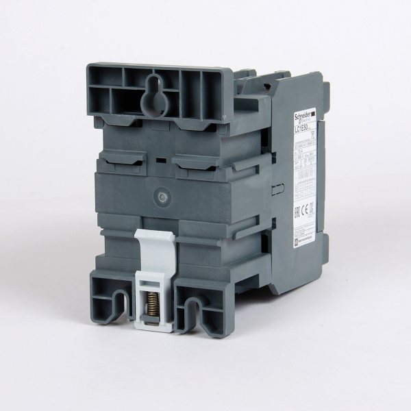 LC1E50M5 | Контактор, серия EasyPact TVS, 3P, 50А, 1НО+1НЗ, управление 220В AC, Schneider Electric
